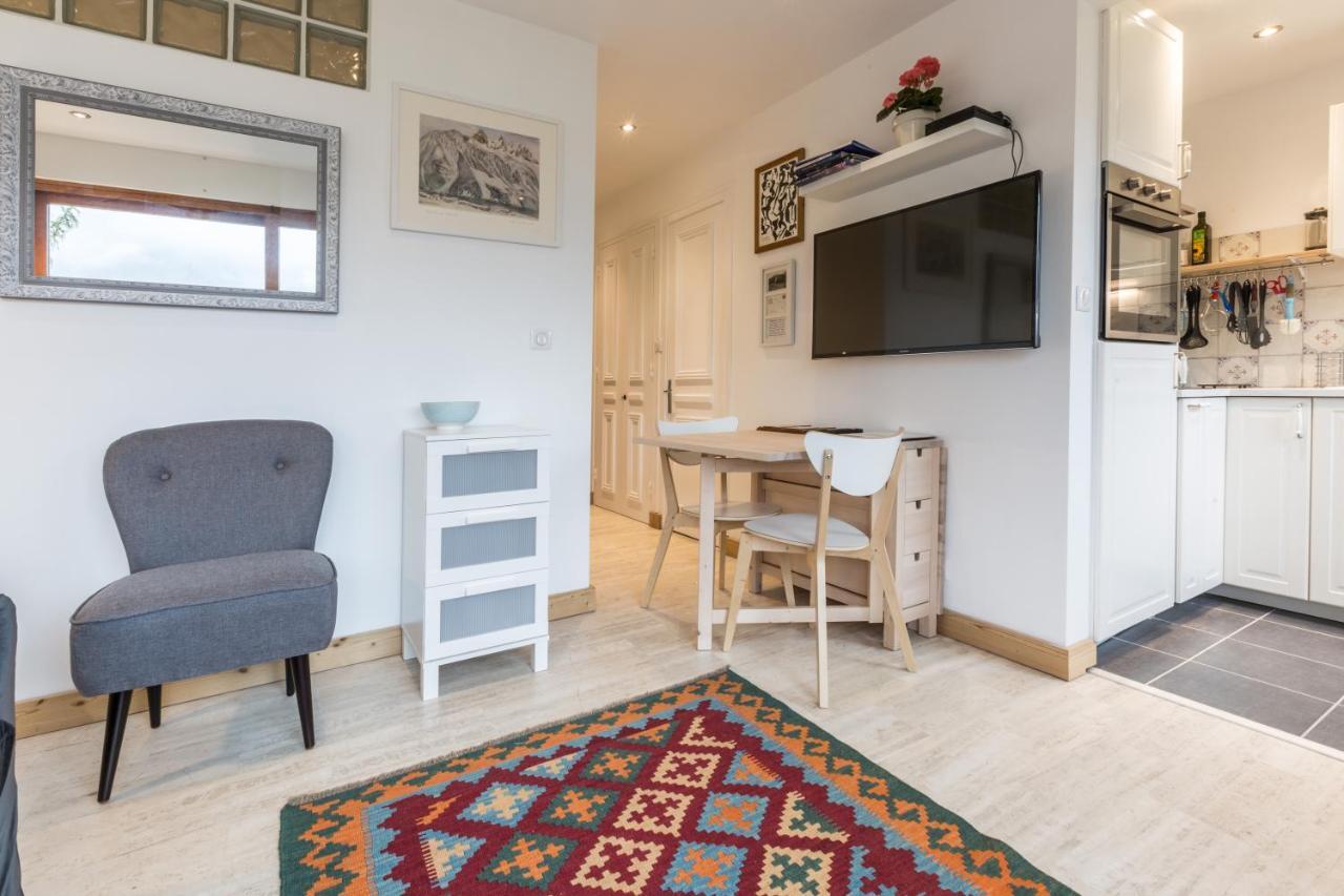 Apartment Le Pied Du Brevent - Walk To Ski Lift, Chamonix Getaway Exterior foto